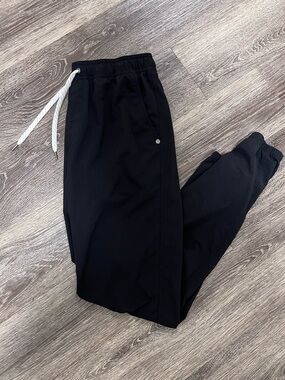 Vuori Men’s Kore Jogger Lined